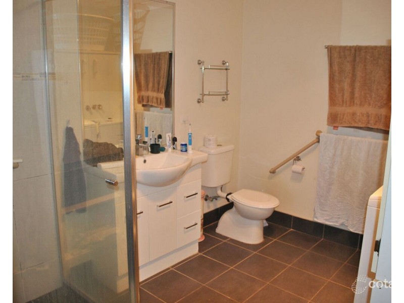 1/206 Wood Street, Warwick QLD 4370