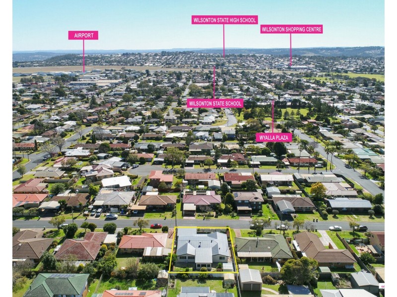 8 Jondaryan Street, Newtown QLD 4350
