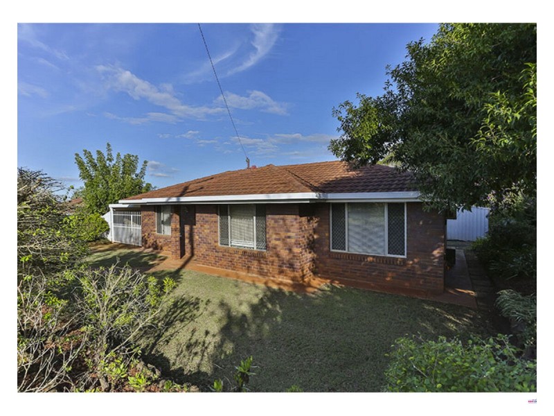 48 Miranda Drive, Wilsonton Heights QLD 4350