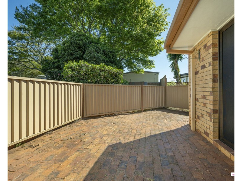 8/6 Honey Street, Harristown QLD 4350