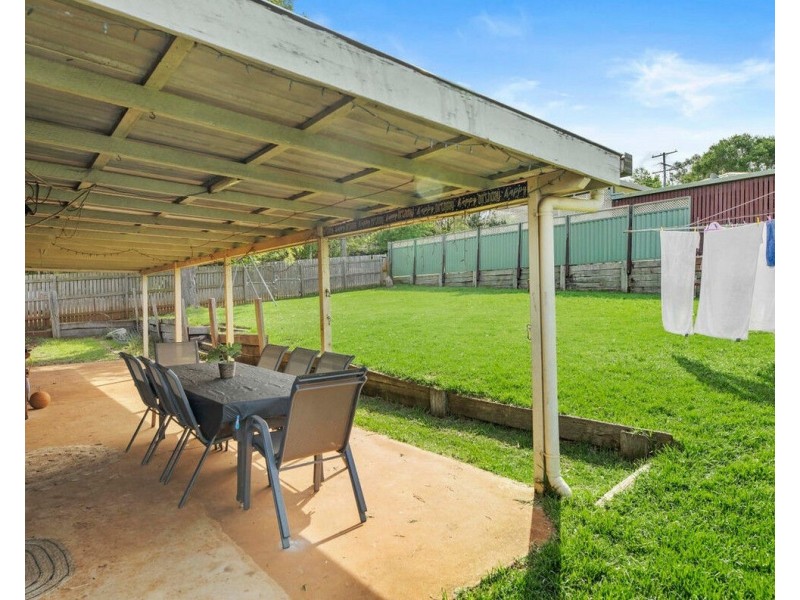 37 Wine Drive, Wilsonton Heights QLD 4350