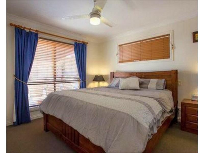 8/14 Uniplaza Court, Kearneys Spring QLD 4350