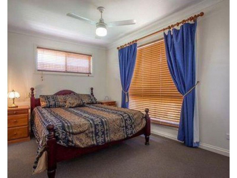 8/14 Uniplaza Court, Kearneys Spring QLD 4350