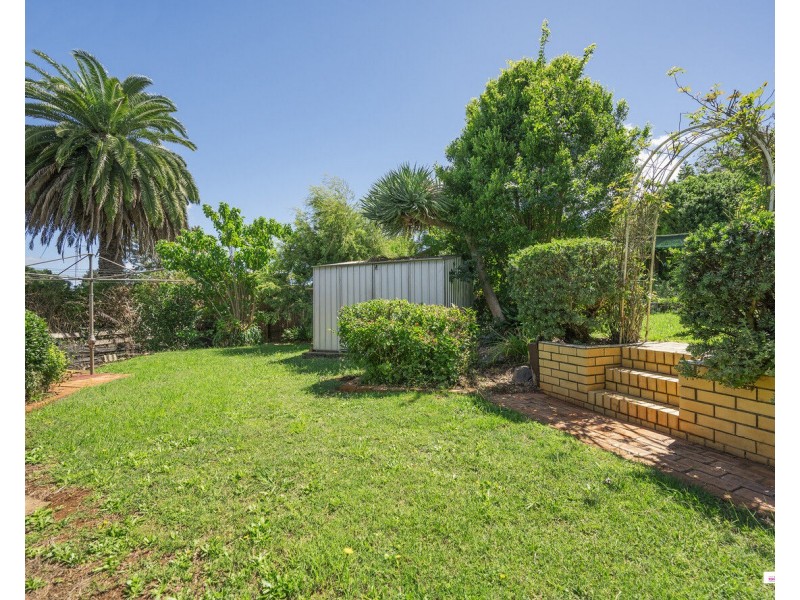 17 Chilcote Street, North Toowoomba QLD 4350
