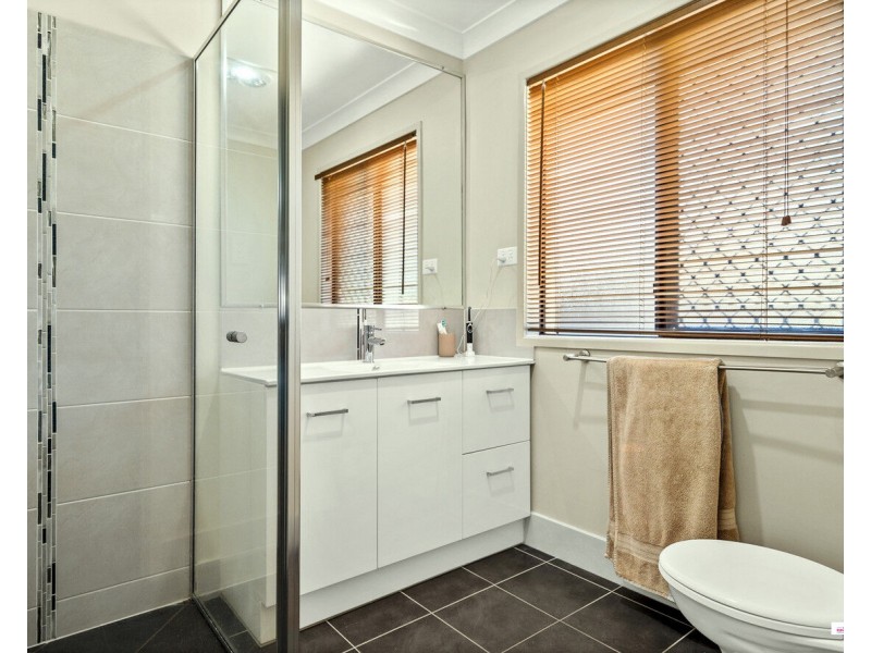 36 Shoesmith Road, Westbrook QLD 4350