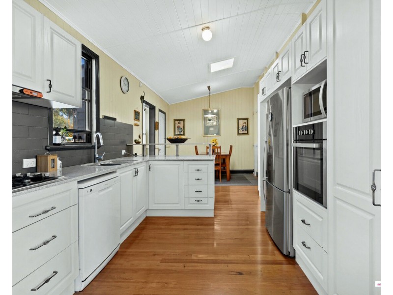 226 South Street, South Toowoomba QLD 4350