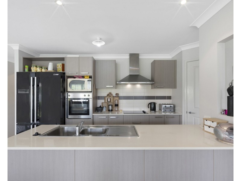 3 Sueinnes Street, Eagleby QLD 4207