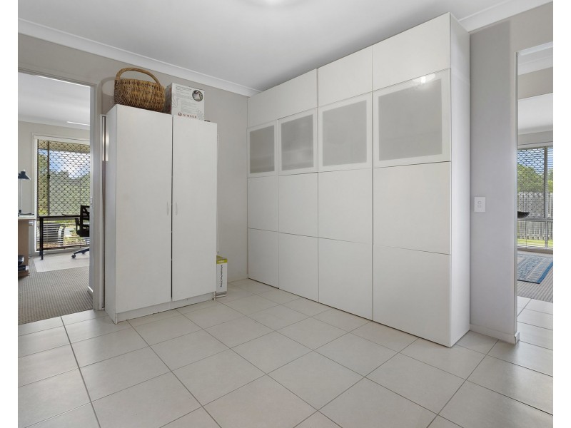 3 Sueinnes Street, Eagleby QLD 4207