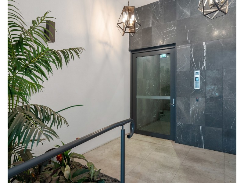 10/158 Norman Avenue, Norman Park QLD 4170