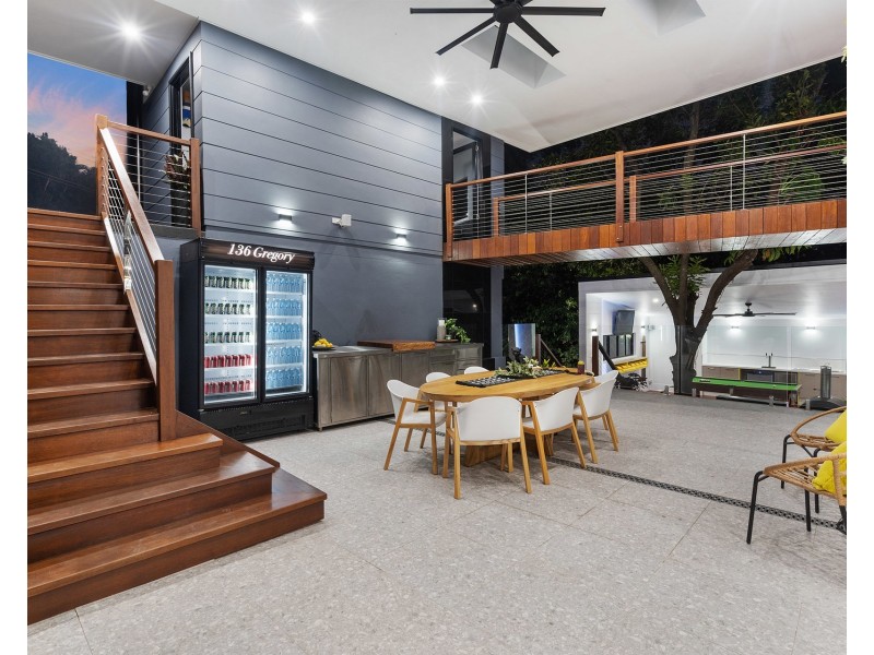 136 Gregory Street, Auchenflower QLD 4066