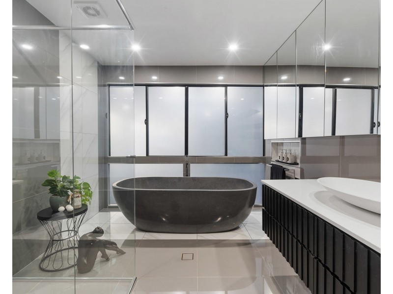 136 Gregory Street, Auchenflower QLD 4066