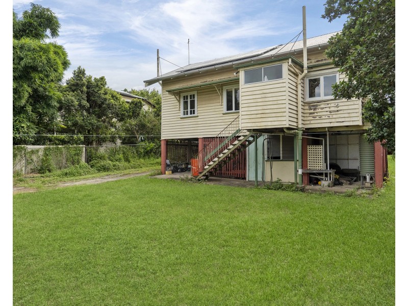 15 Brock Street, Cannon Hill QLD 4170