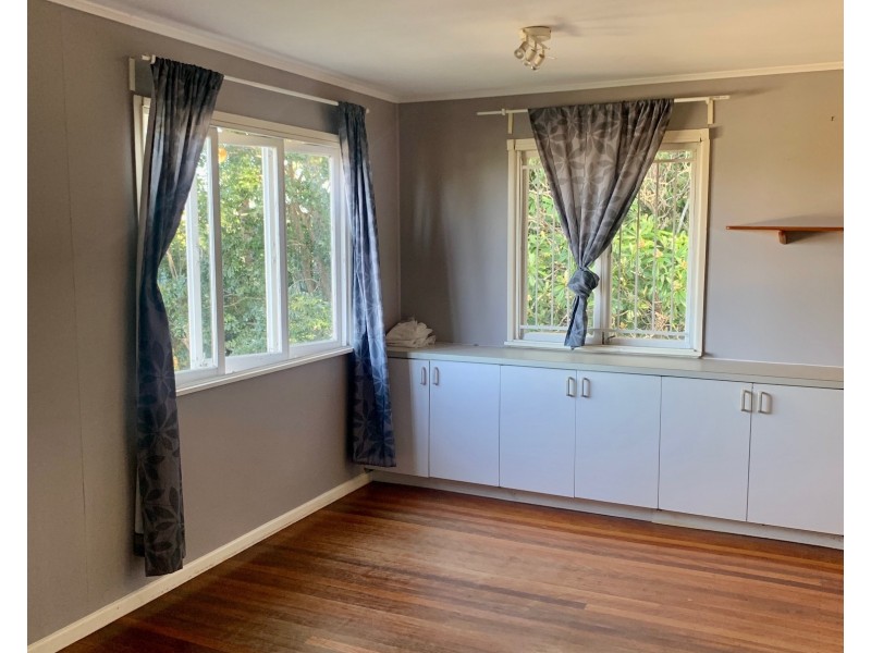 57 Newnham Road, Mount Gravatt East QLD 4122
