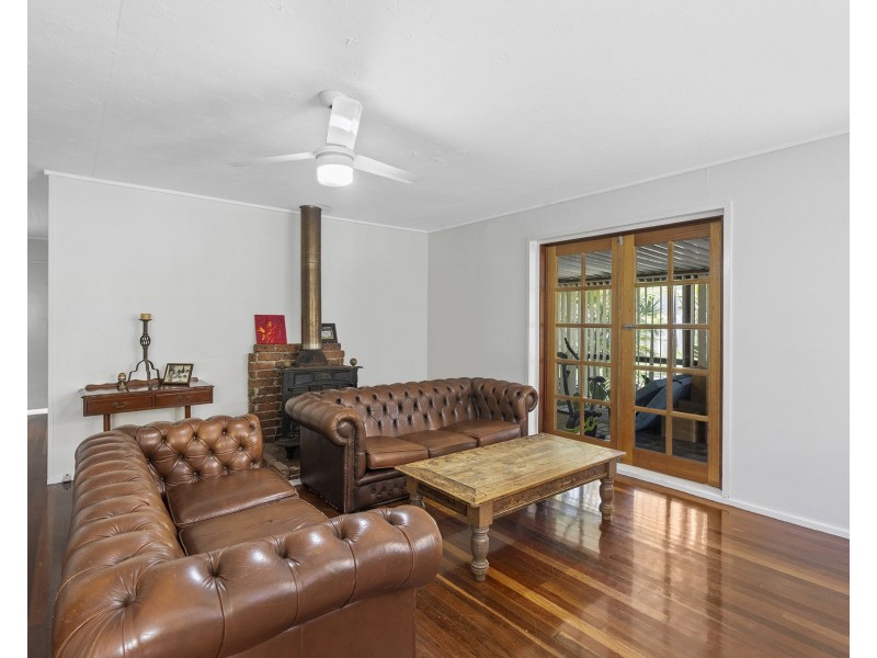 30 Yugumbri Crescent, Logan Central QLD 4114
