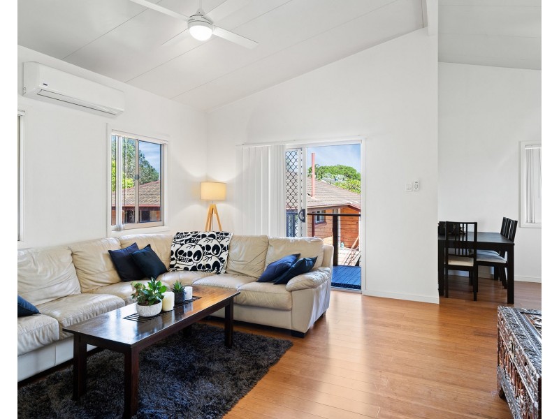 30 Yugumbri Crescent, Logan Central QLD 4114