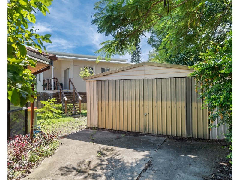 30 Yugumbri Crescent, Logan Central QLD 4114