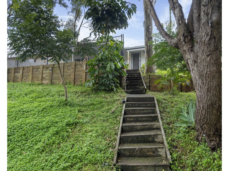 11 Tallagandra Road, Beenleigh QLD 4207