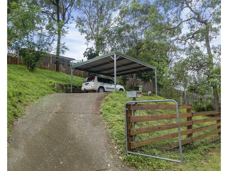 11 Tallagandra Road, Beenleigh QLD 4207