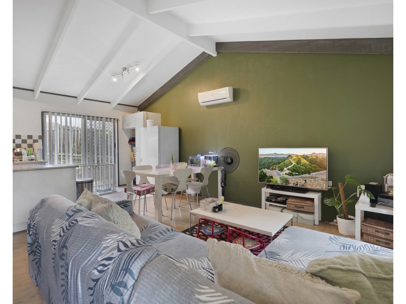 11 Tallagandra Road, Beenleigh QLD 4207
