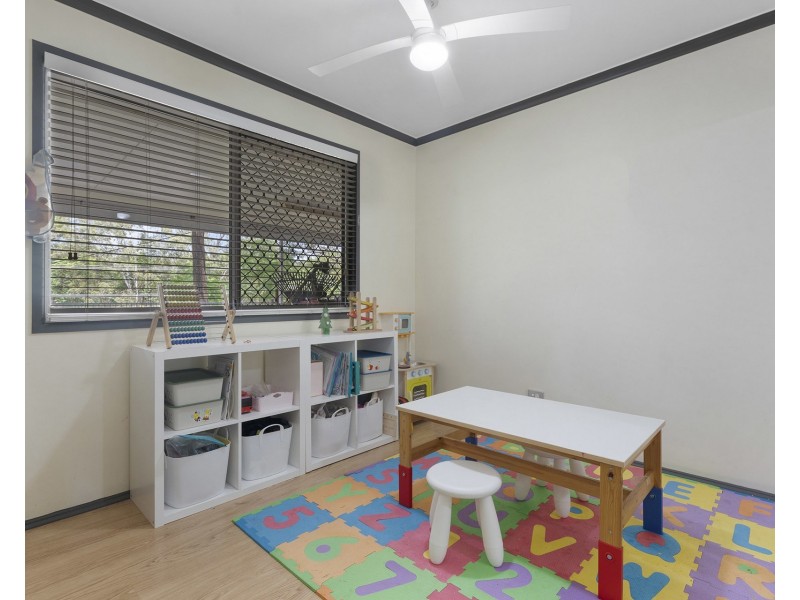 11 Tallagandra Road, Beenleigh QLD 4207