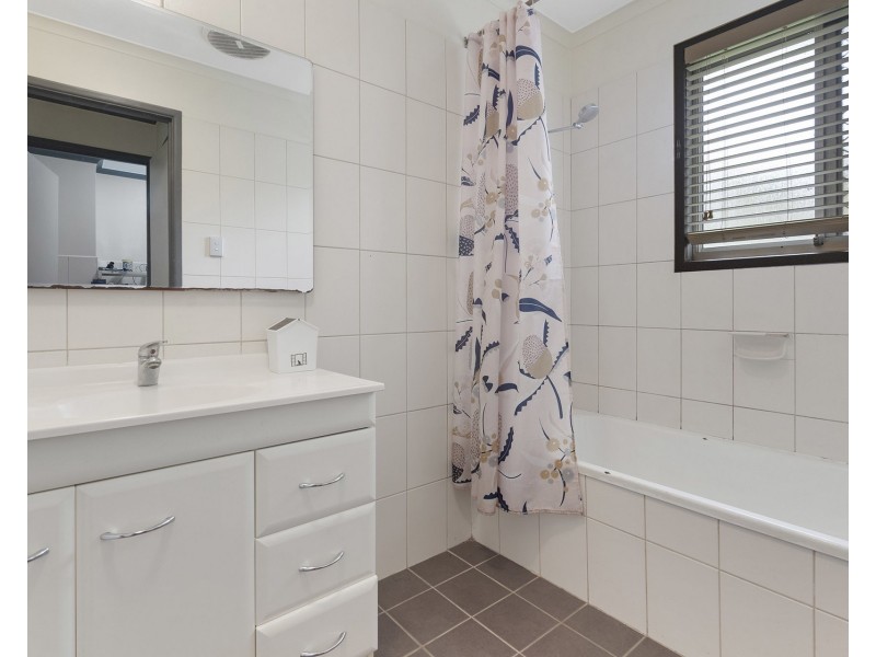 11 Tallagandra Road, Beenleigh QLD 4207