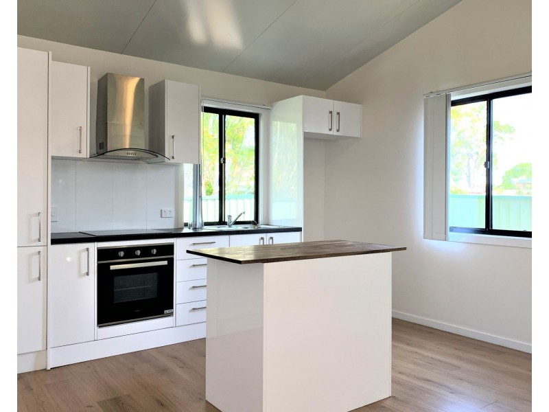 33a Aquarius Drive, Kingston QLD 4114