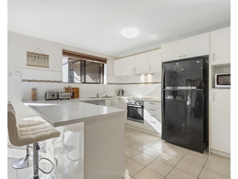 4/30 Wellington Street, Coorparoo QLD 4151