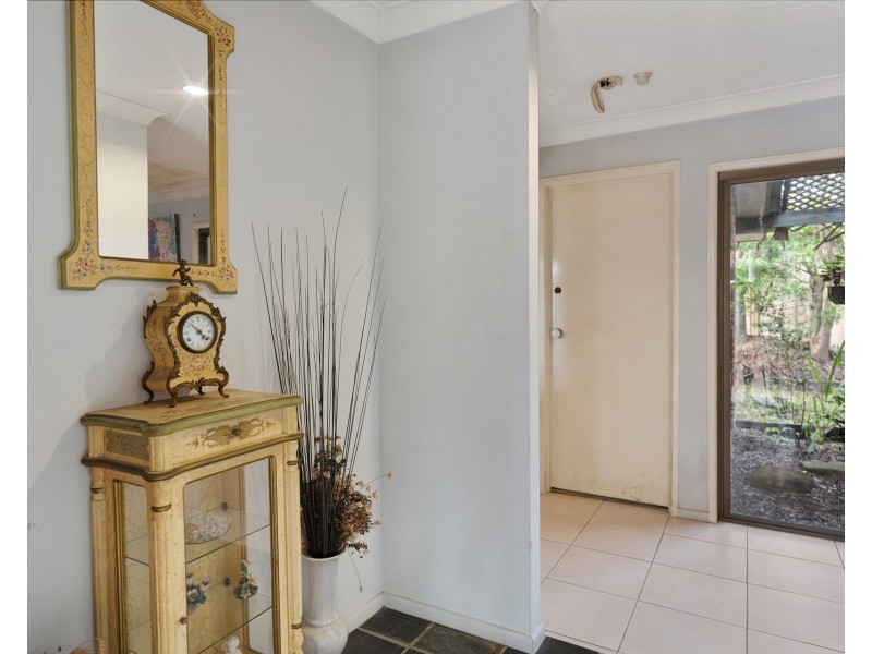 943 Creek Road, Carindale QLD 4152