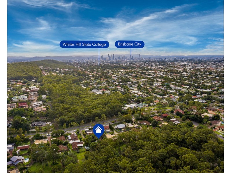 943 Creek Road, Carindale QLD 4152