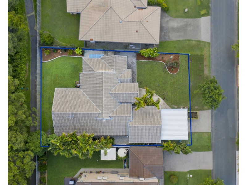 6 Hereford Crescent, Carindale QLD 4152