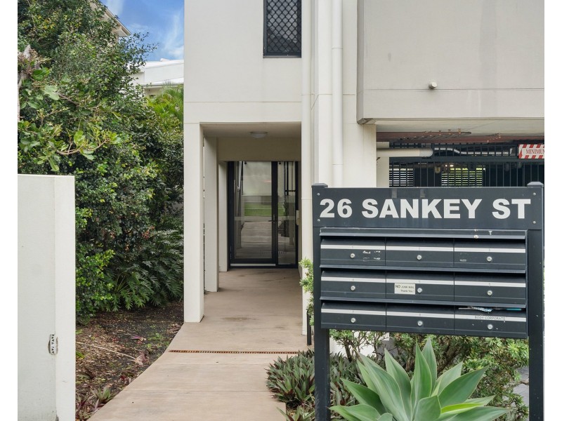 3/26 Sankey Street, Carina QLD 4152