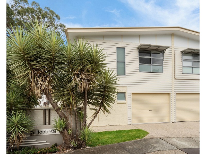 2/17 Hilltop Court, Carina QLD 4152