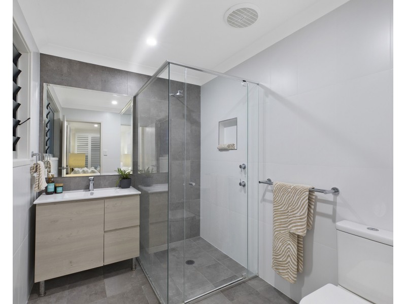 38 Joan Street, Forresters Beach NSW 2260