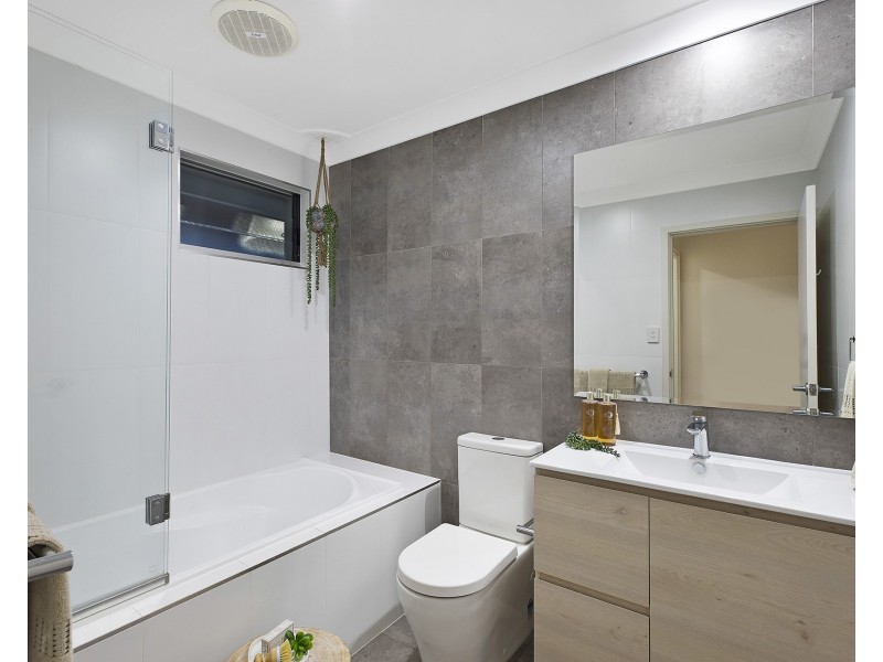 38 Joan Street, Forresters Beach NSW 2260
