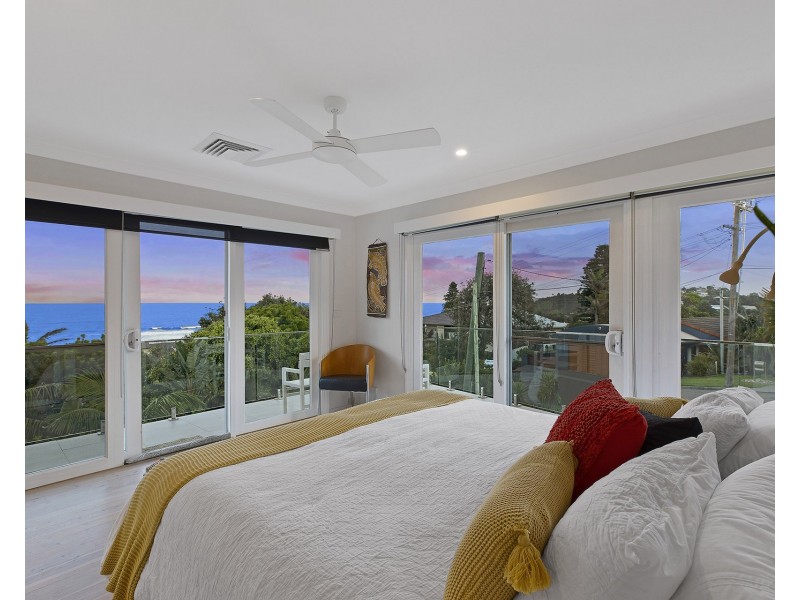 13 Henrys Road, Forresters Beach NSW 2260