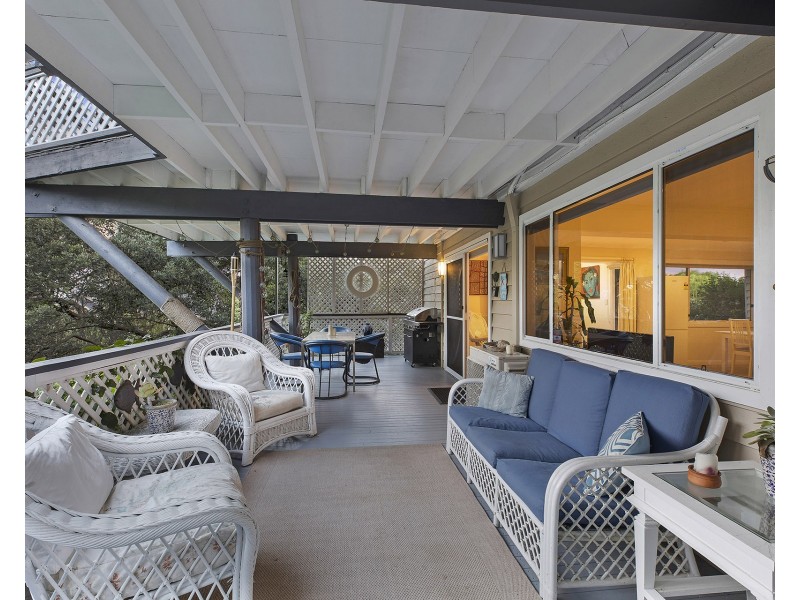 13 Henrys Road, Forresters Beach NSW 2260