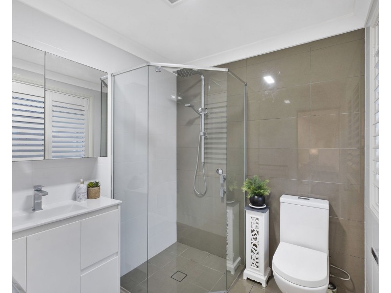 5 Thames Drive, Erina NSW 2250