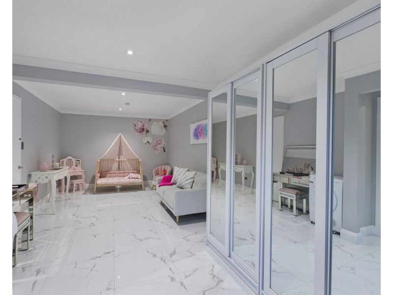 5 Thames Drive, Erina NSW 2250