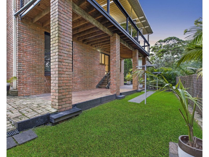 5 Thames Drive, Erina NSW 2250