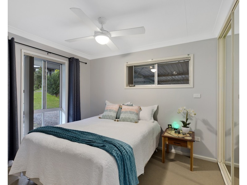 1 Barree Avenue, Narara NSW 2250