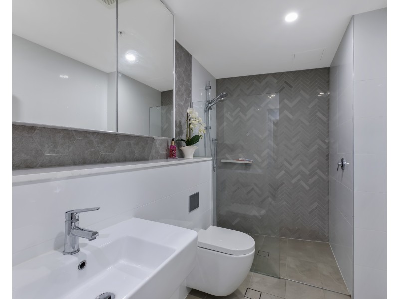 501/25 Mann Street, Gosford NSW 2250