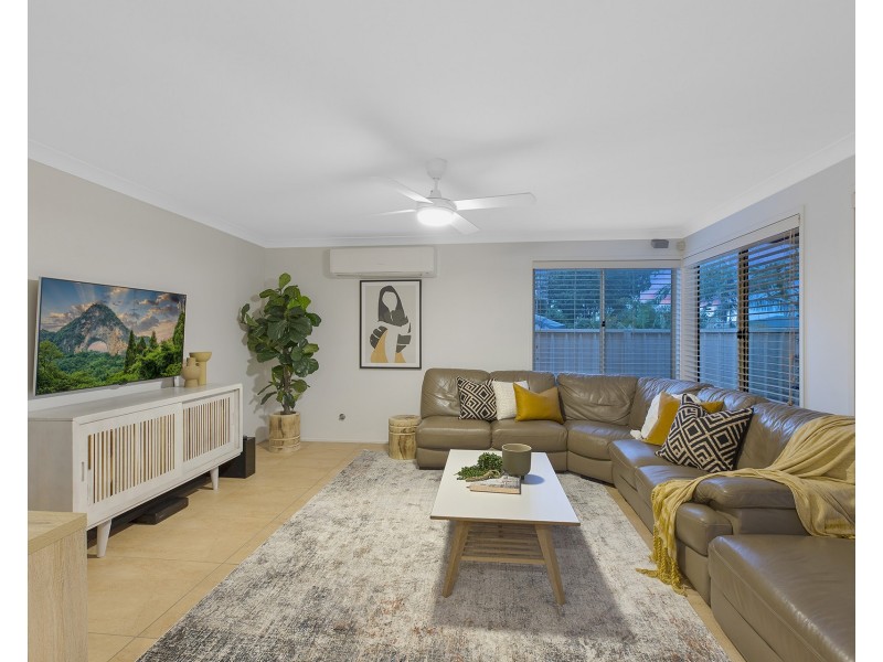 73 Thames Drive, Erina NSW 2250