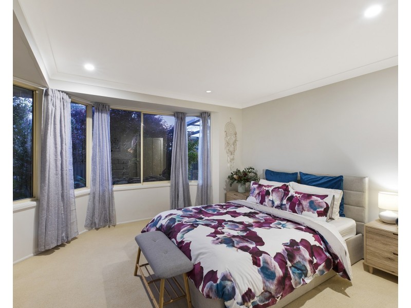 56 Thames Drive, Erina NSW 2250