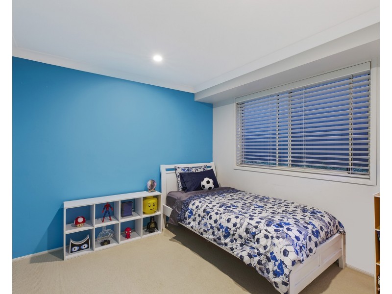 56 Thames Drive, Erina NSW 2250