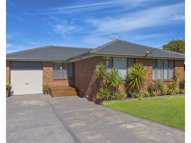 6 Coorabin Street, Gorokan NSW 2263