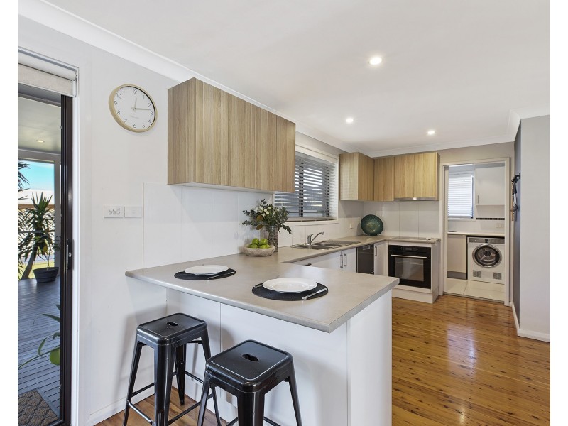 6 Coorabin Street, Gorokan NSW 2263