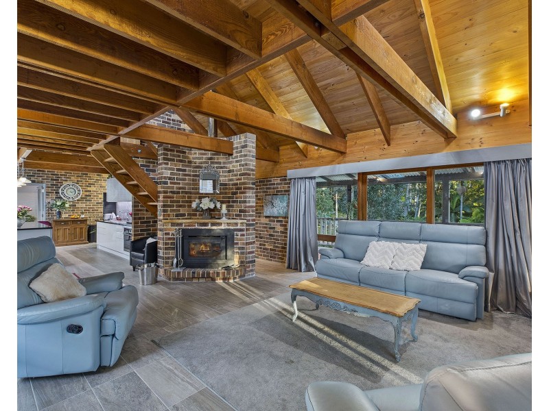 1 Kirra Street, Erina NSW 2250