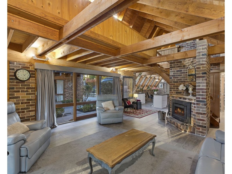 1 Kirra Street, Erina NSW 2250