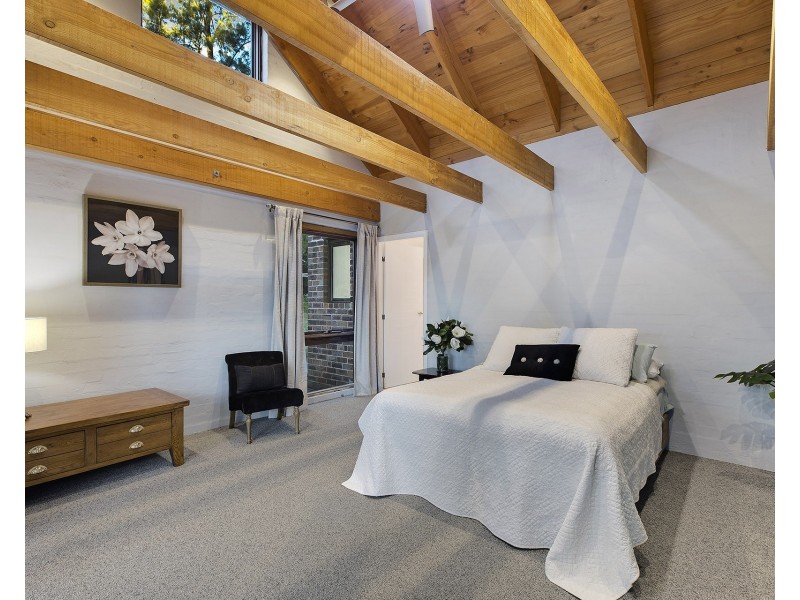 1 Kirra Street, Erina NSW 2250