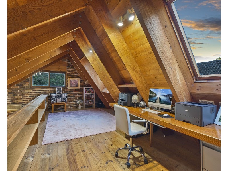 1 Kirra Street, Erina NSW 2250